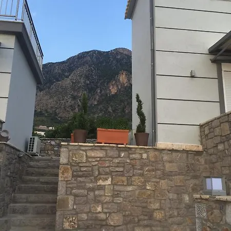 Mountain & Sea Apartment